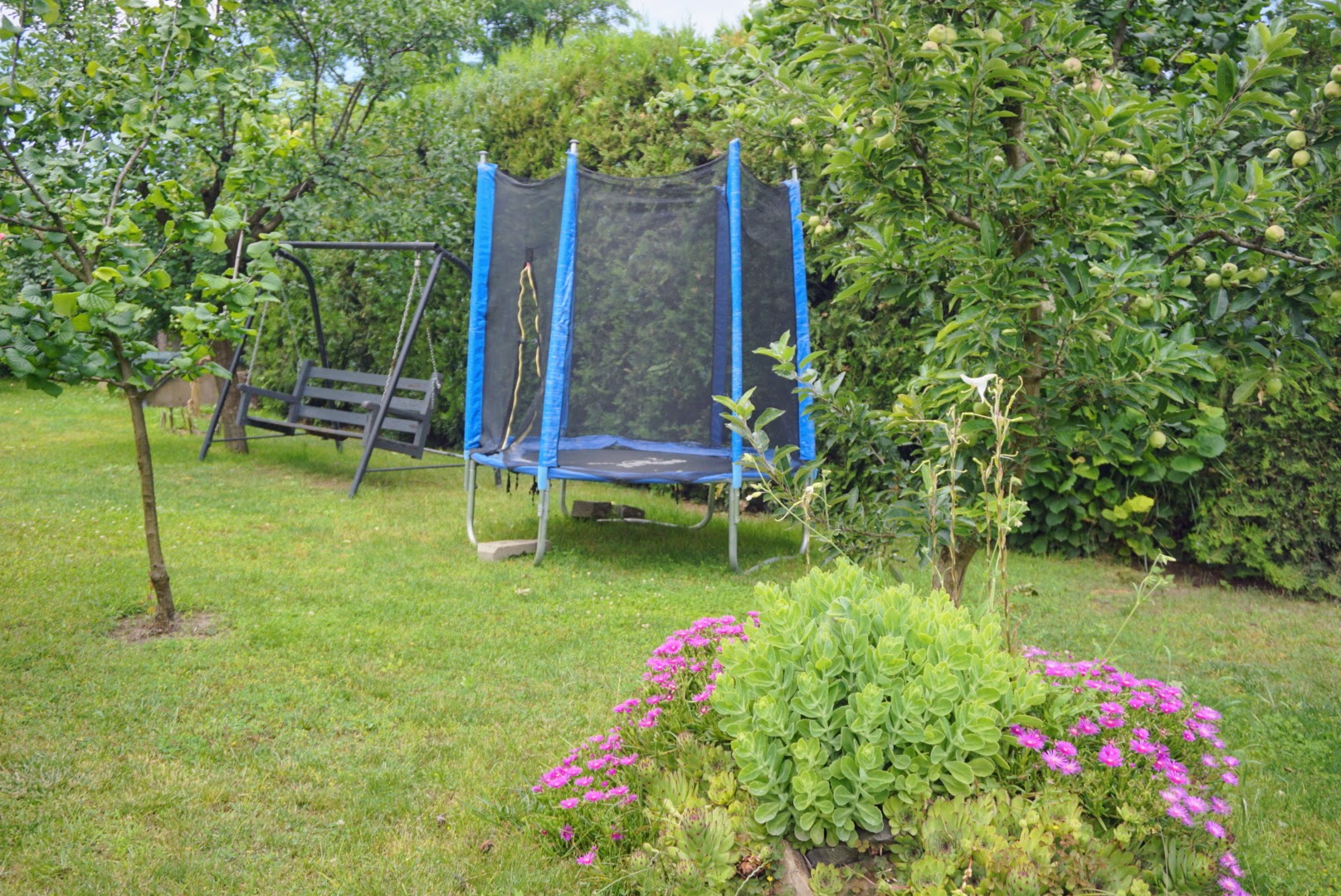 Trambolina i ljuljaška